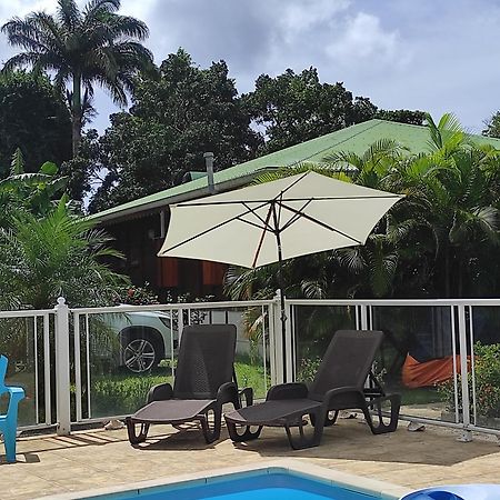 Le Tri Haut De Bellevue - Bungalow Heliconia Pointe-Noire Kültér fotó